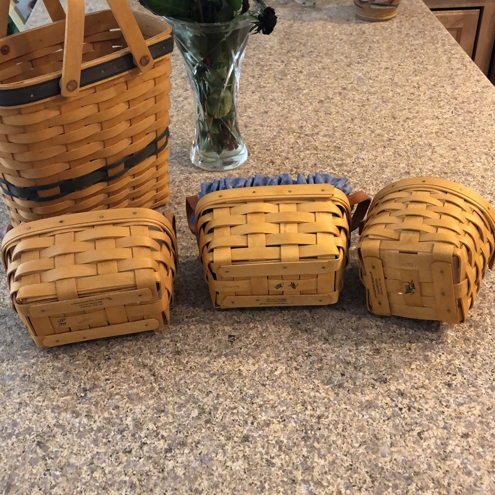 Bundle of 4 Longaberger Baskets Including Collectors Club Membership Basket - Picture 5 of 17
